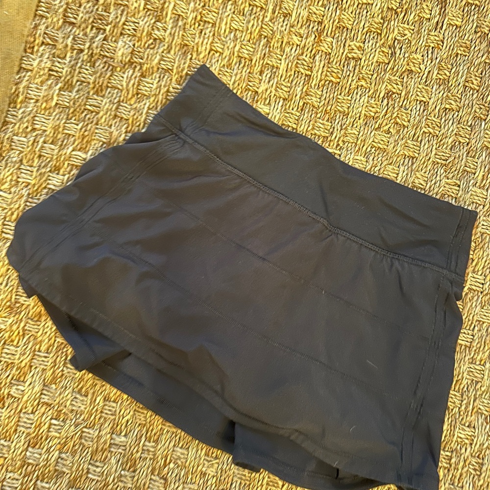 S O L D     Lululemon skirt black